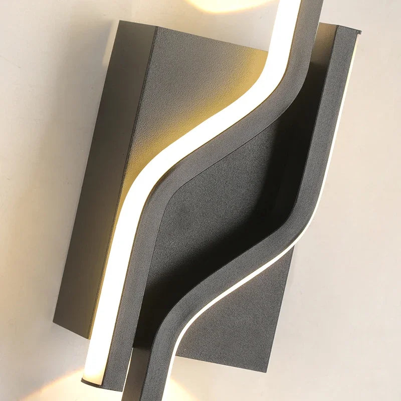 Modern LED Wall Light - Minimalist Vertical Design - IL31
